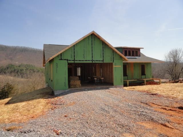2779 Maplescrest Ln, Sevierville, TN 37876