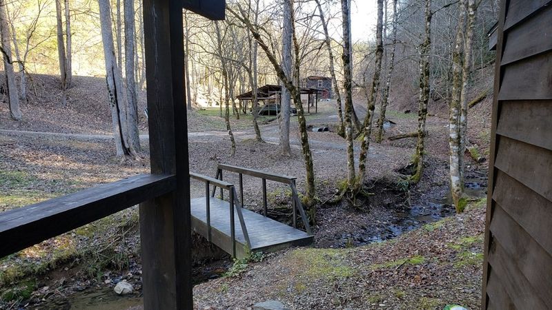 1765 Valentine Branch Rd, Sevierville, TN 37876