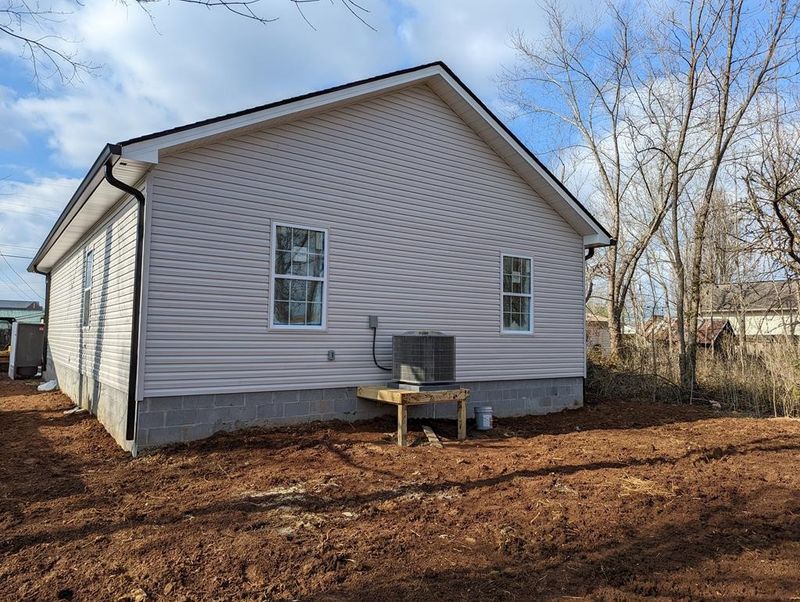 310 Mcmahan Ave, Sevierville, TN 37862