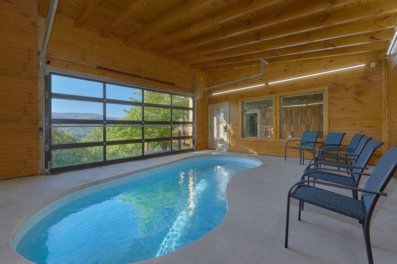 2450 Dove View Rd, Sevierville, TN 37862