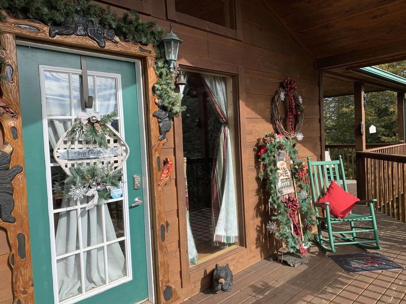 2401 Burke Ave #SOUTHERNCOMFORT, Sevierville, TN 37876