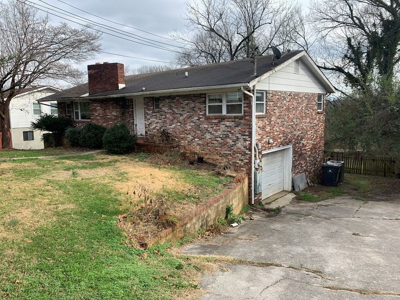 2312 Dillion St, Knoxville, TN 37915