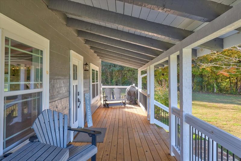 601 Arch Rock Dr, Sevierville, TN 37876