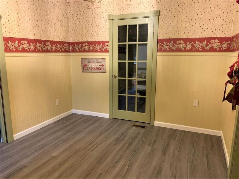 706 Schneider Ln, Sevierville, TN 37862