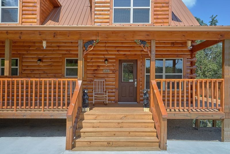 1036 Timber Woods Dr, Sevierville, TN 37862