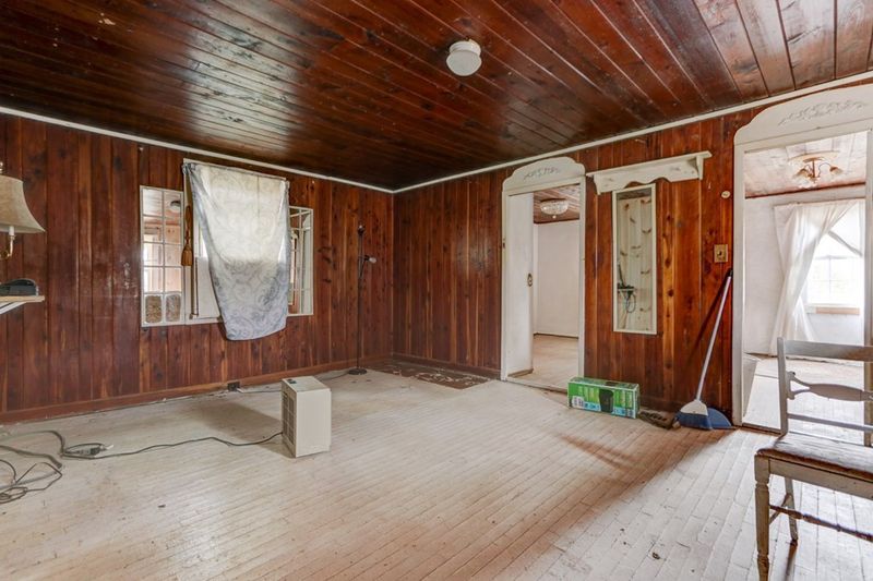 225 E View St, Sevierville, TN 37862
