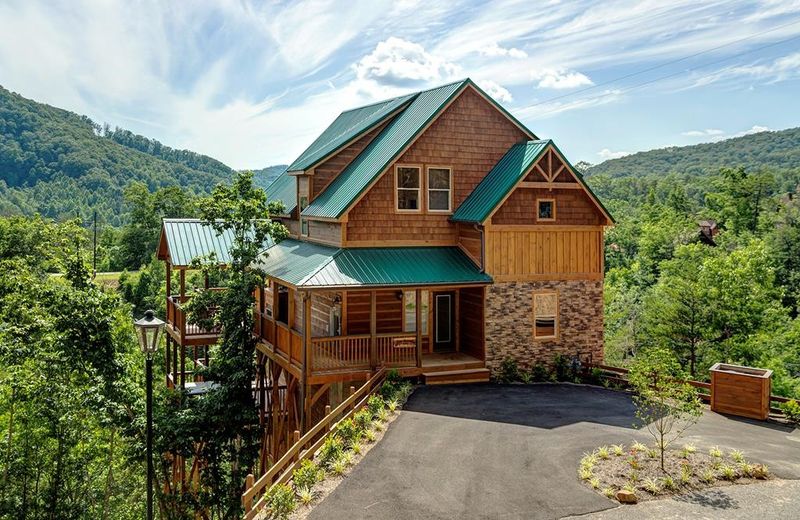 1209 Parkview Vista Way, Sevierville, TN 37862