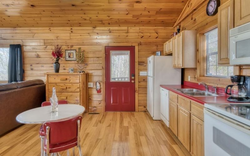 3348 Priscilla Heights Ln #LUCKYSTAR, Sevierville, TN 37862