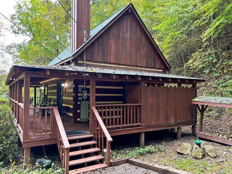 2004 Spotted Fawn Way, Sevierville, TN 37876