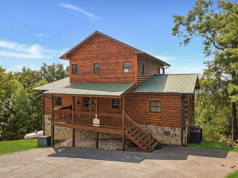 2047 Mikey St #THESUNALSORISES, Sevierville, TN 37876