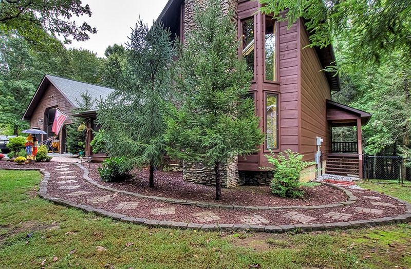 3665 Boxwood Ln, Sevierville, TN 37862