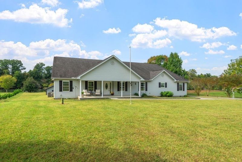 2084 Tranquility Ln, Sevierville, TN 37876