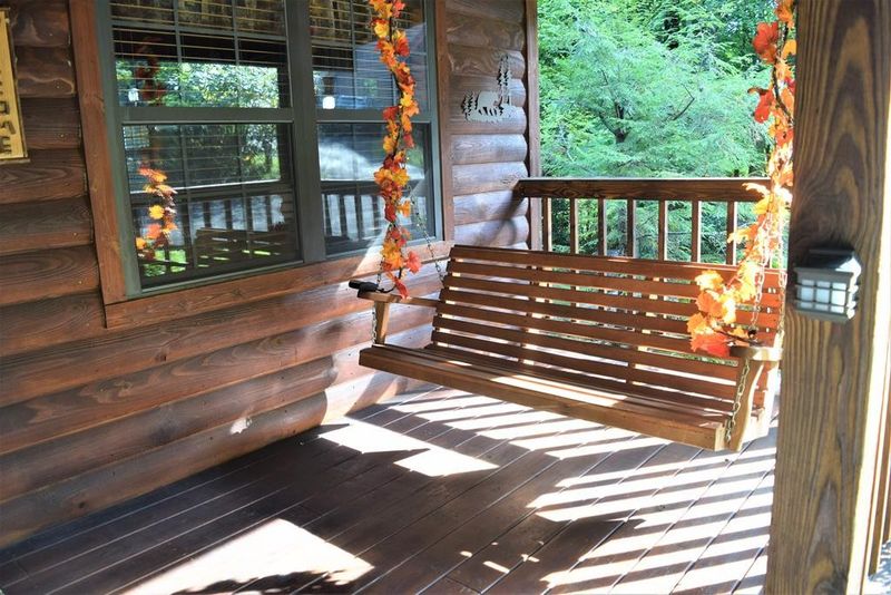 1836 Laurel Valley Way, Sevierville, TN 37862