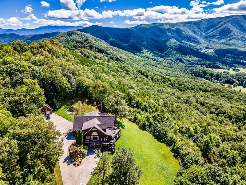 2517 Which A Way, Sevierville, TN 37862