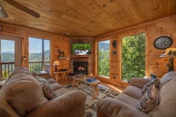 2640 Overholt Trl, Sevierville, TN 37862