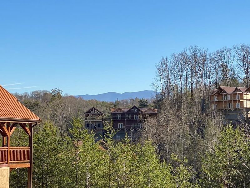292 Green Mountain Way, Sevierville, TN 37876