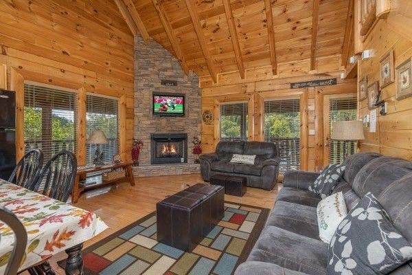 2016 Bear Haven Way #AUTUMNBLESSINGS, Sevierville, TN 37876