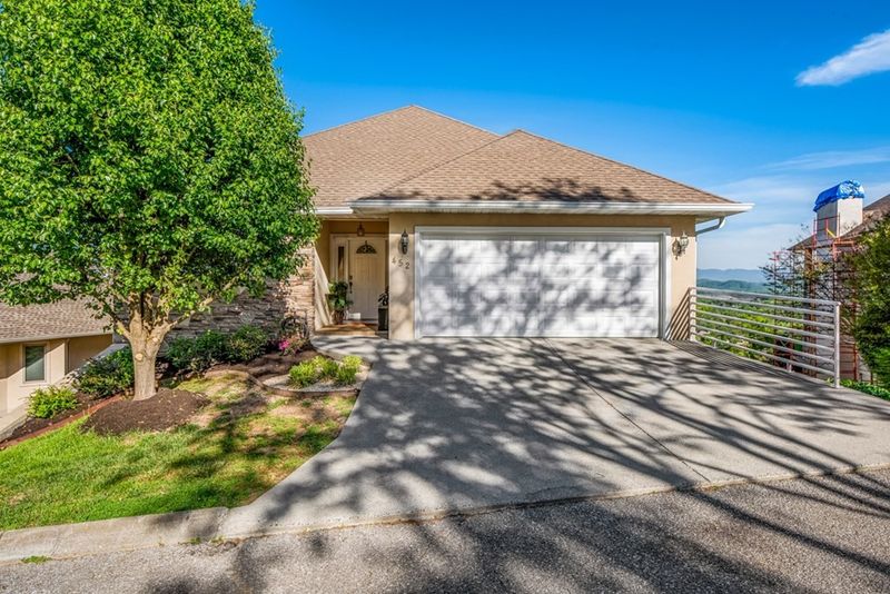 452 Maggie Mack, Sevierville, TN 37862