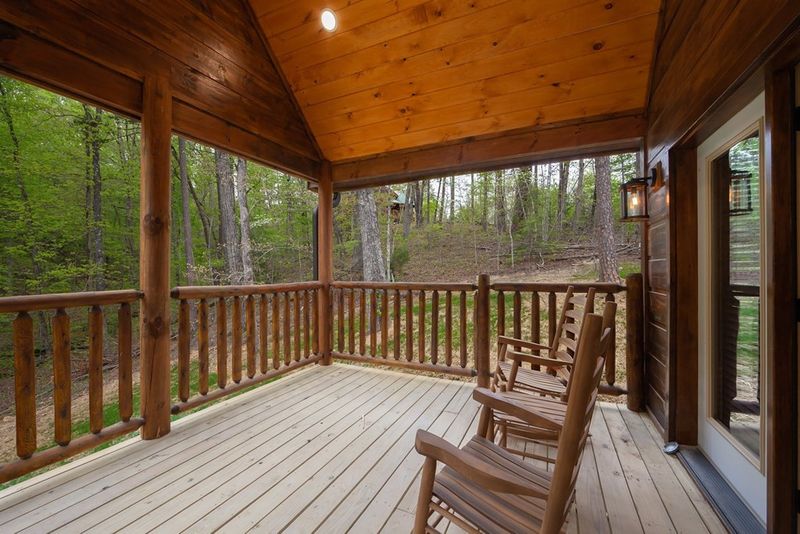 2108 Roscoe Ct, Sevierville, TN 37862