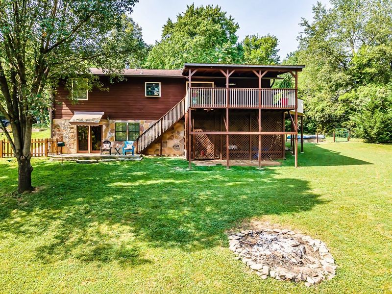 1530 Madron, Sevierville, TN 37862