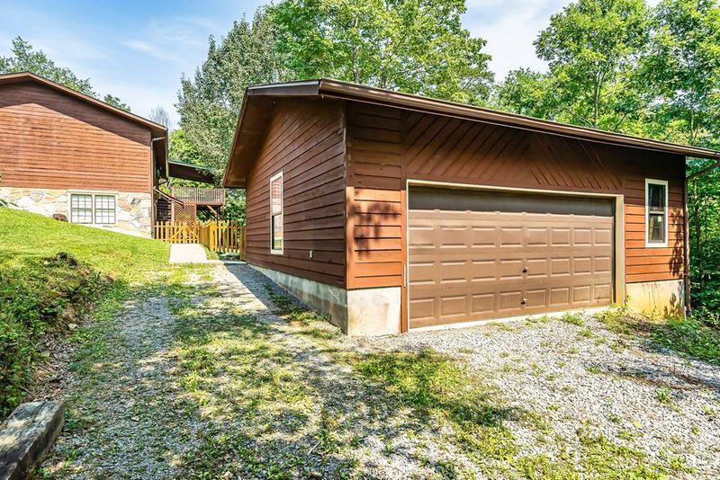 1530 Madron, Sevierville, TN 37862