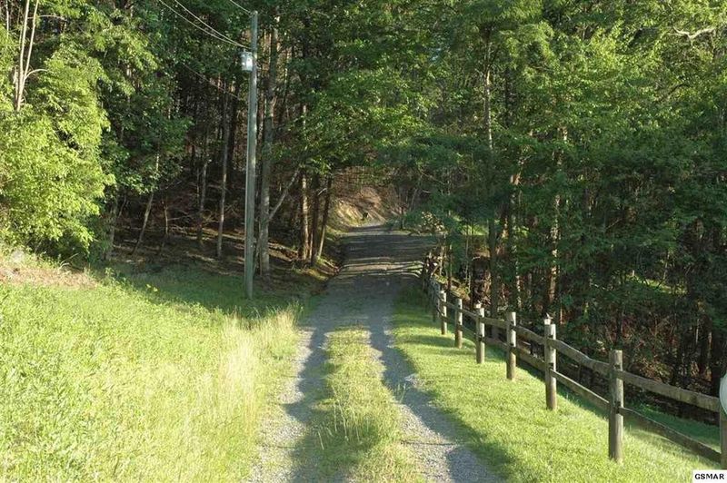 1649 Bench Mountain Way Lot 1B, Sevierville, TN 37862