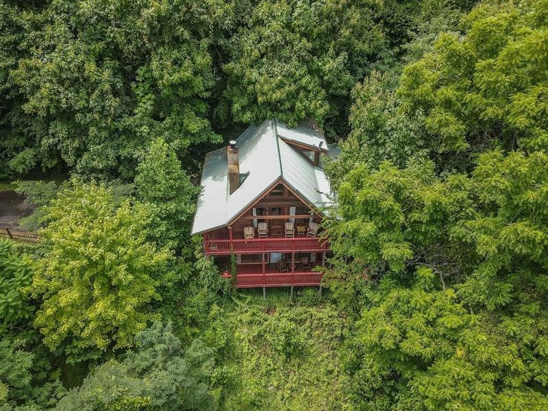 2454 Majestic View Way, Sevierville, TN 37862