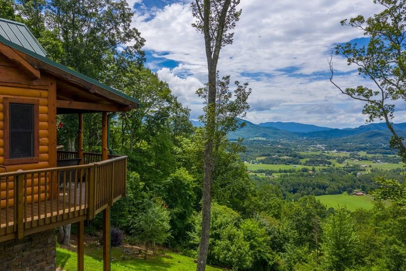 2608 Dogwood Ridge Way, Sevierville, TN 37862