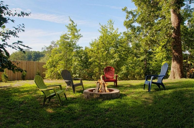 1811 Skyhawk Ln, Sevierville, TN 37876