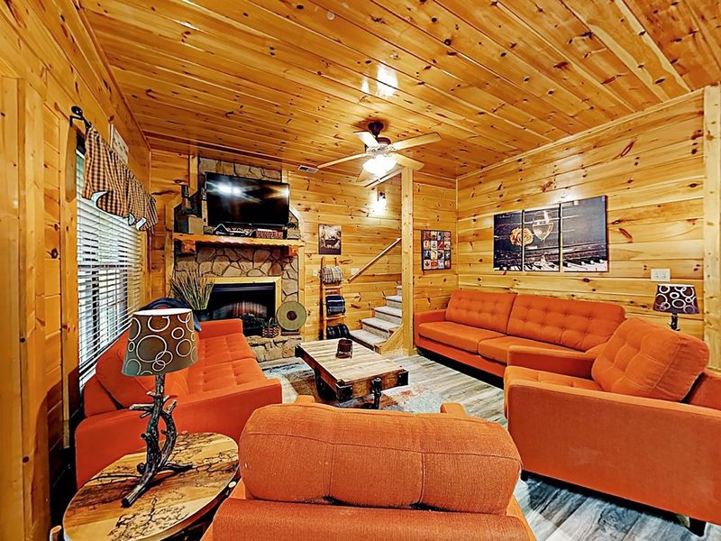 1210 Serenity Ln #SERENDIPITY, Sevierville, TN 37876