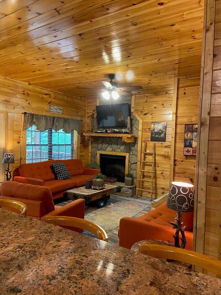 1210 Serenity Ln #SERENDIPITY, Sevierville, TN 37876