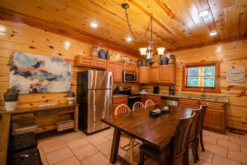 3230 Smoky Ridge Way, Sevierville, TN 37862