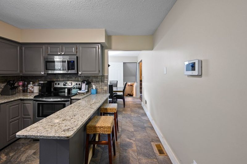1605 Upper Middle Creek, Sevierville, TN 37876