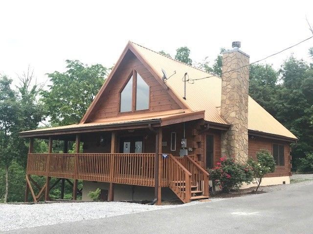1073 Willard Way, Sevierville, TN 37876