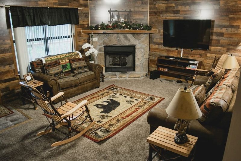 3022 Crestview Ct, Sevierville, TN 37862