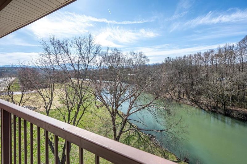 527 Riverplace Way #531, Sevierville, TN 37862