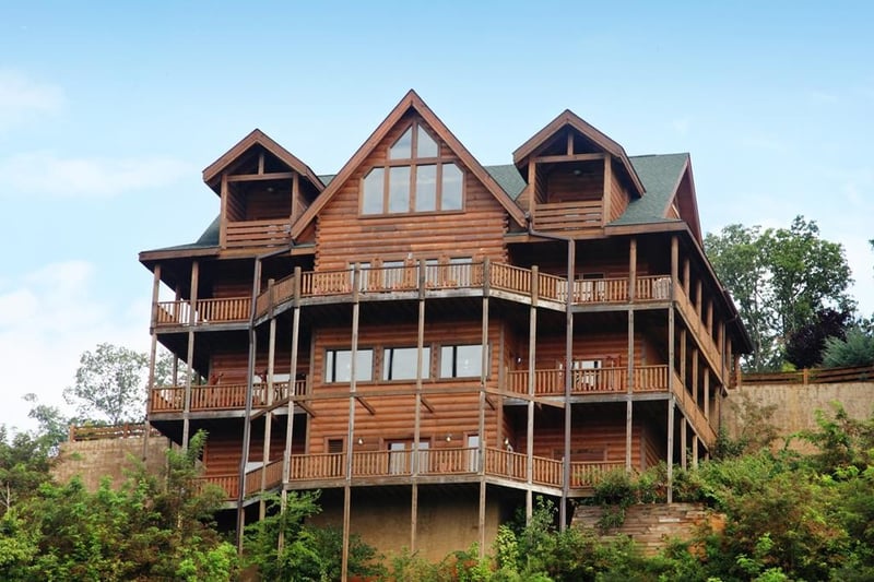 1081 Towering Oaks Dr #SERENITYMOUNTAINPOOLLODGE, Sevierville, TN 37876
