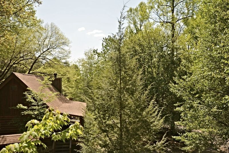 2044 Wicks Way #ALITTLEPARADISE, Sevierville, TN 37876