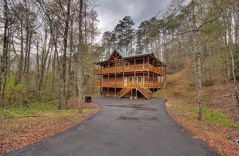 2740 Mountain View Cir #BLAZEOFGLORY, Sevierville, TN 37862