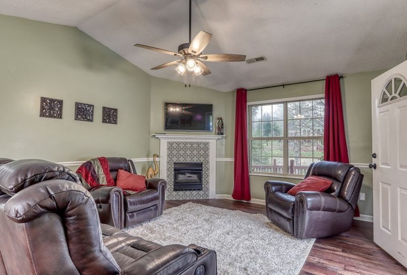 10161014 Gray Wolf Dr, Sevierville, TN 37862