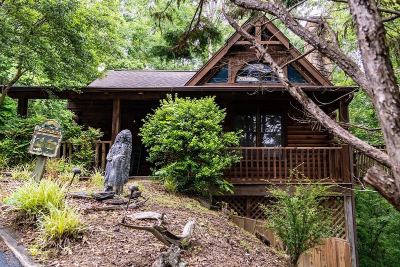 1127 Junaluska Way, Sevierville, TN 37876