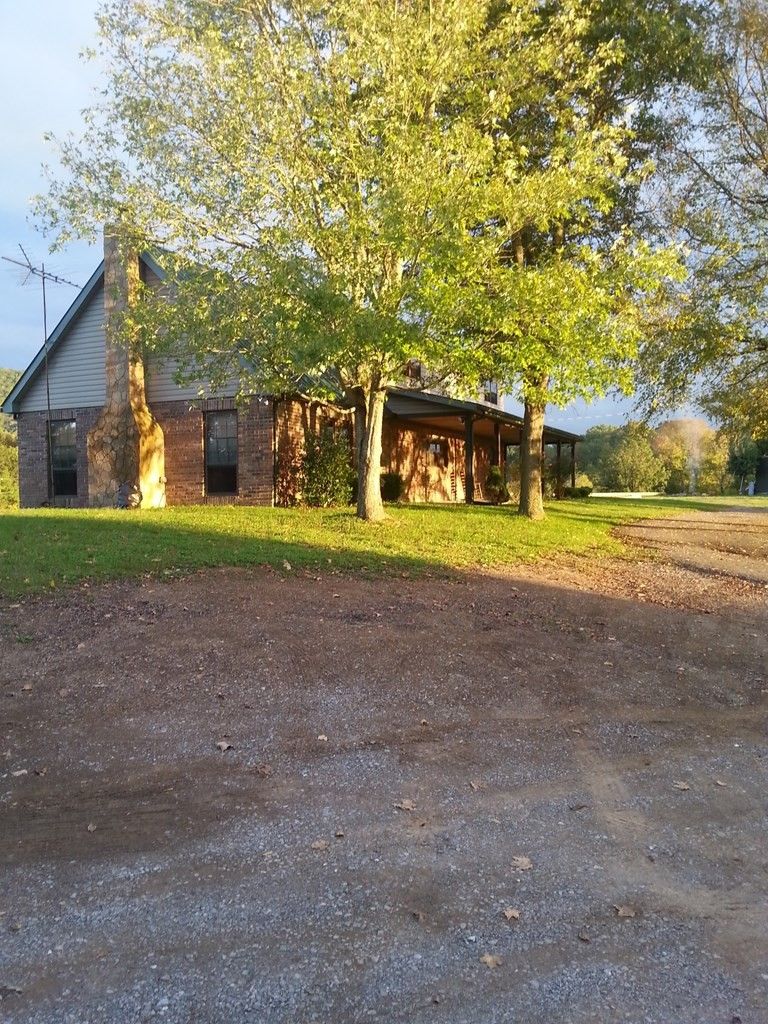 108 Ronnies Ln, Sevierville, TN 37876