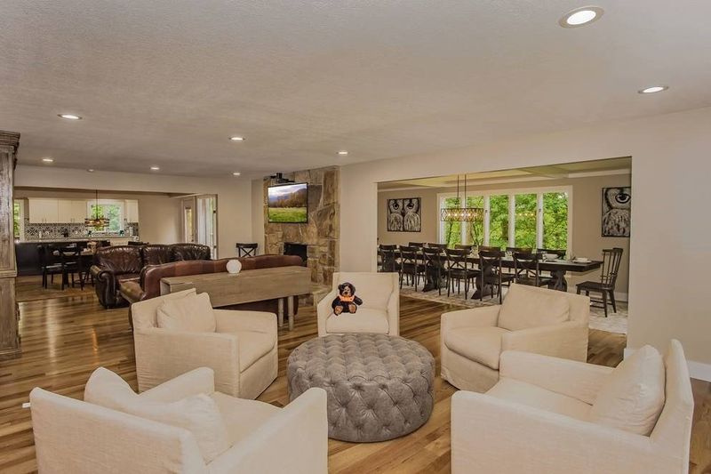 1056 Topside, Sevierville, TN 37862