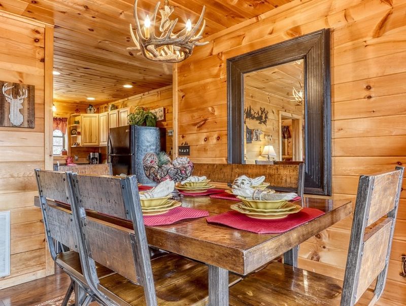 2644 Sunset Rd, Sevierville, TN 37876