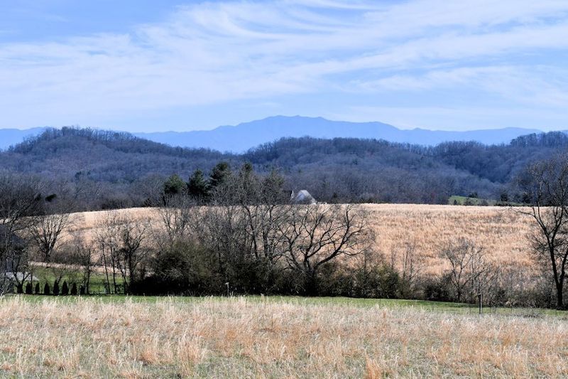 8 Instrumental Ave Lot 8R, Sevierville, TN 37876