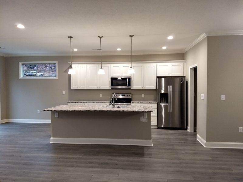 2285 Boulder Crest Ln, Sevierville, TN 37876