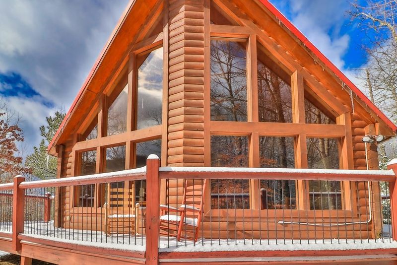 2650 Piney Dr, Sevierville, TN 37876