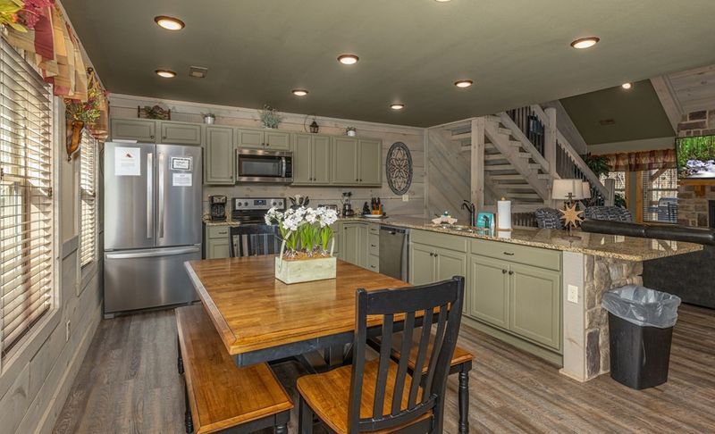 47 Whittlers Way, Sevierville, TN 37876