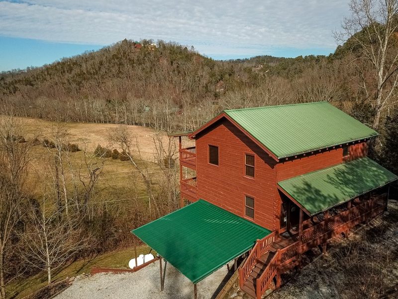 2613 Willow Heights Way, Sevierville, TN 37876