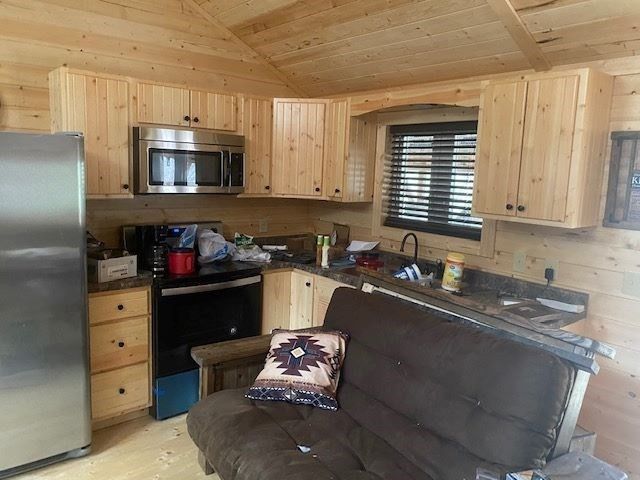 1430 Ski View Ln, Sevierville, TN 37876